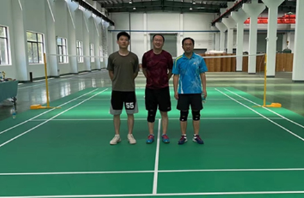 金年会
十周年杯羽毛球赛圆满结束